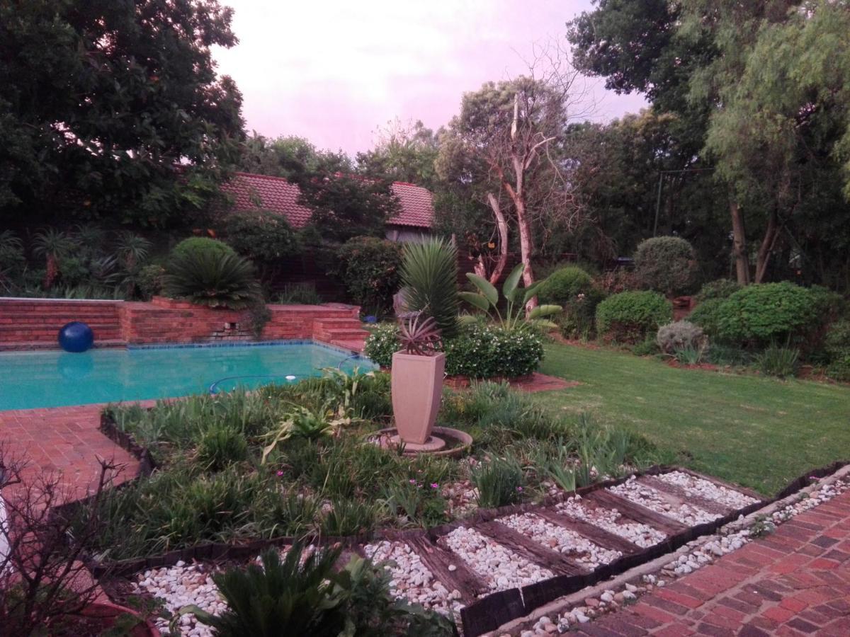 Fourways Guest Lodge Johannesburg Zewnętrze zdjęcie